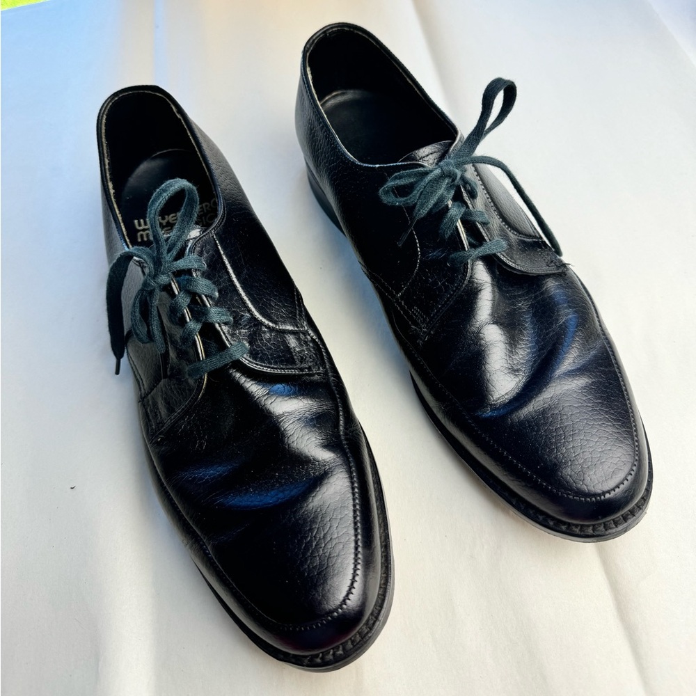 Weyenberg Massagic Dress Shoes